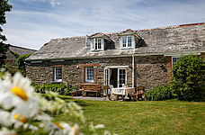 Click here for details of Pippin Cottage, Self Catering Holiday Cottage